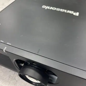 3D 8500ルーメン Panasonic PT-DZ870（Panasonic PT-DZ870EK 8.5