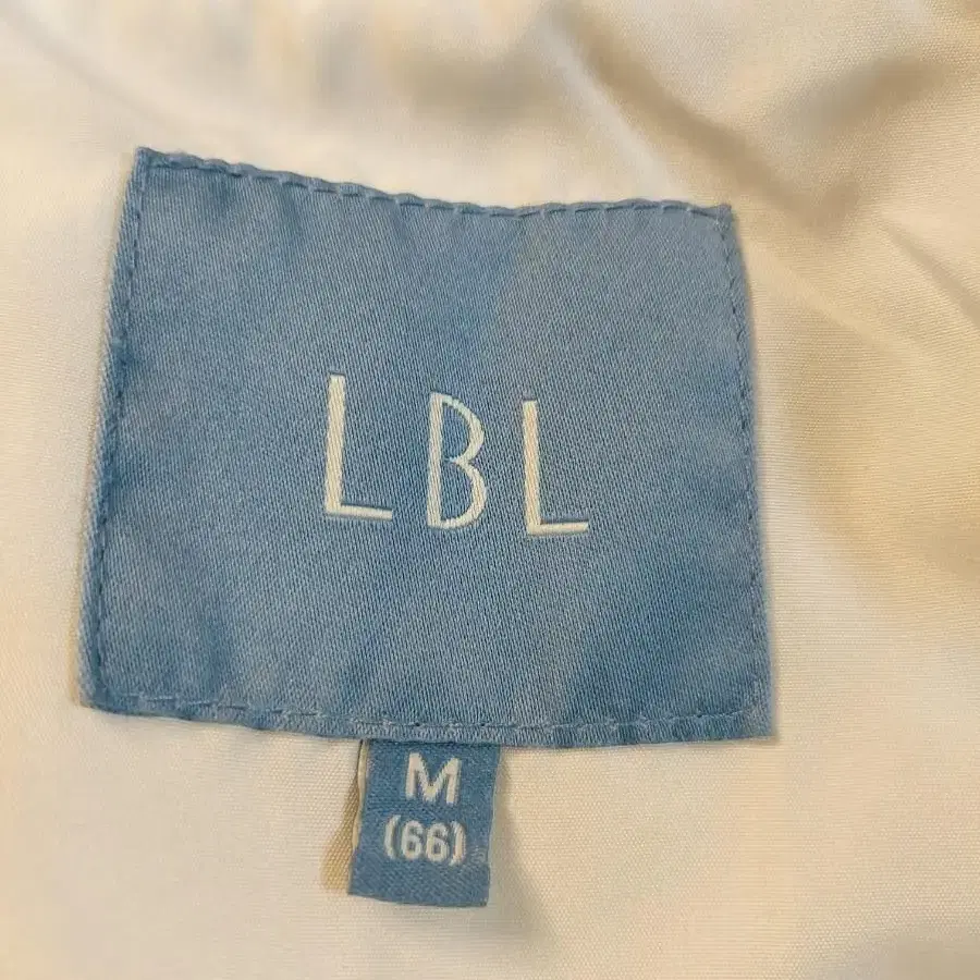 LBL/23년FW/ 66 / 에코퍼후두짚업베스트