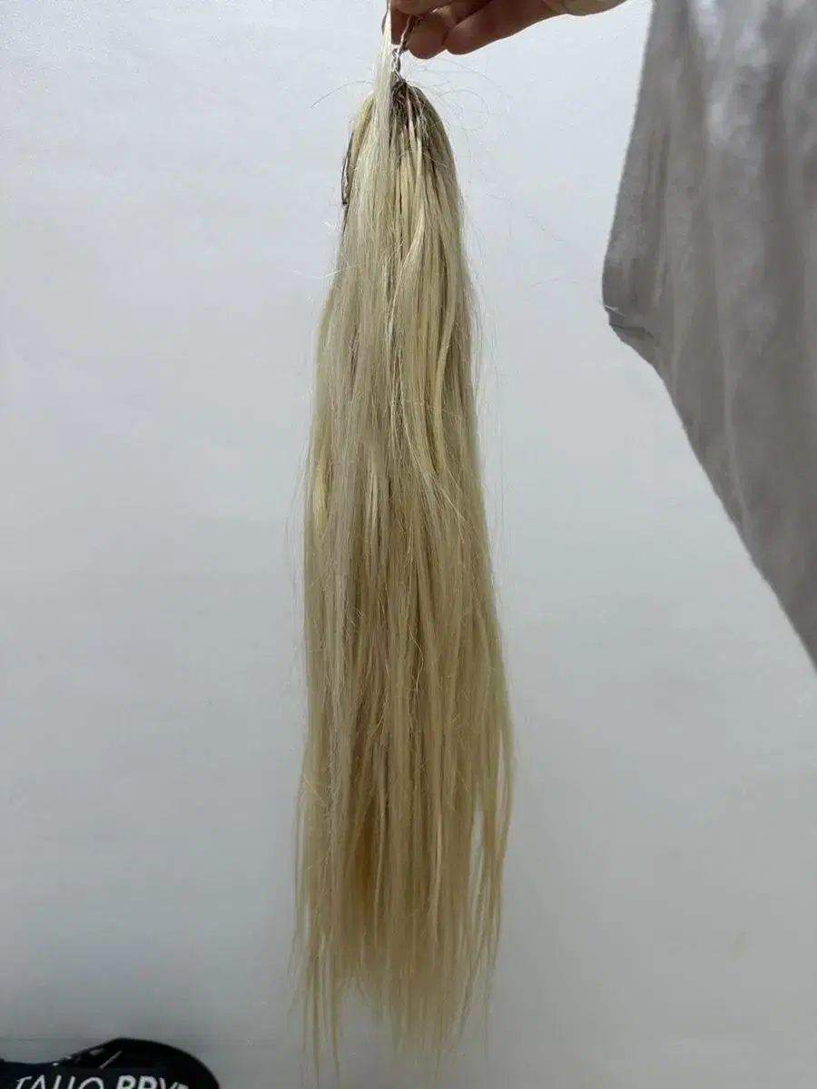 I sell 18-inch hair extensions