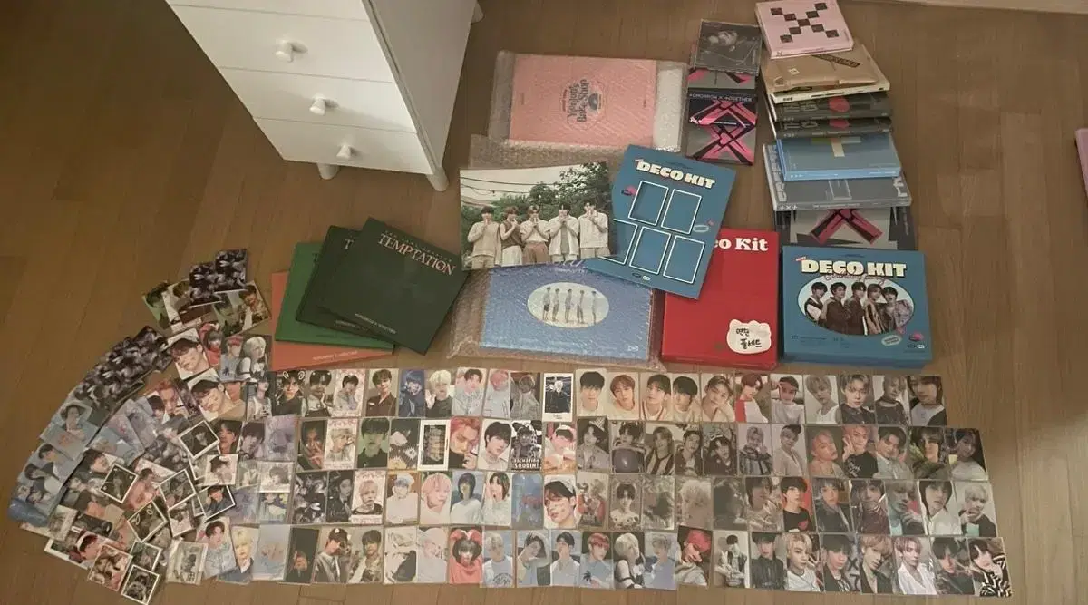 Sell txt albums,photocards in bulk