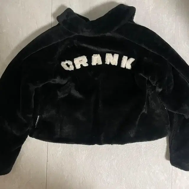 Crank 크랭크 퍼 자켓