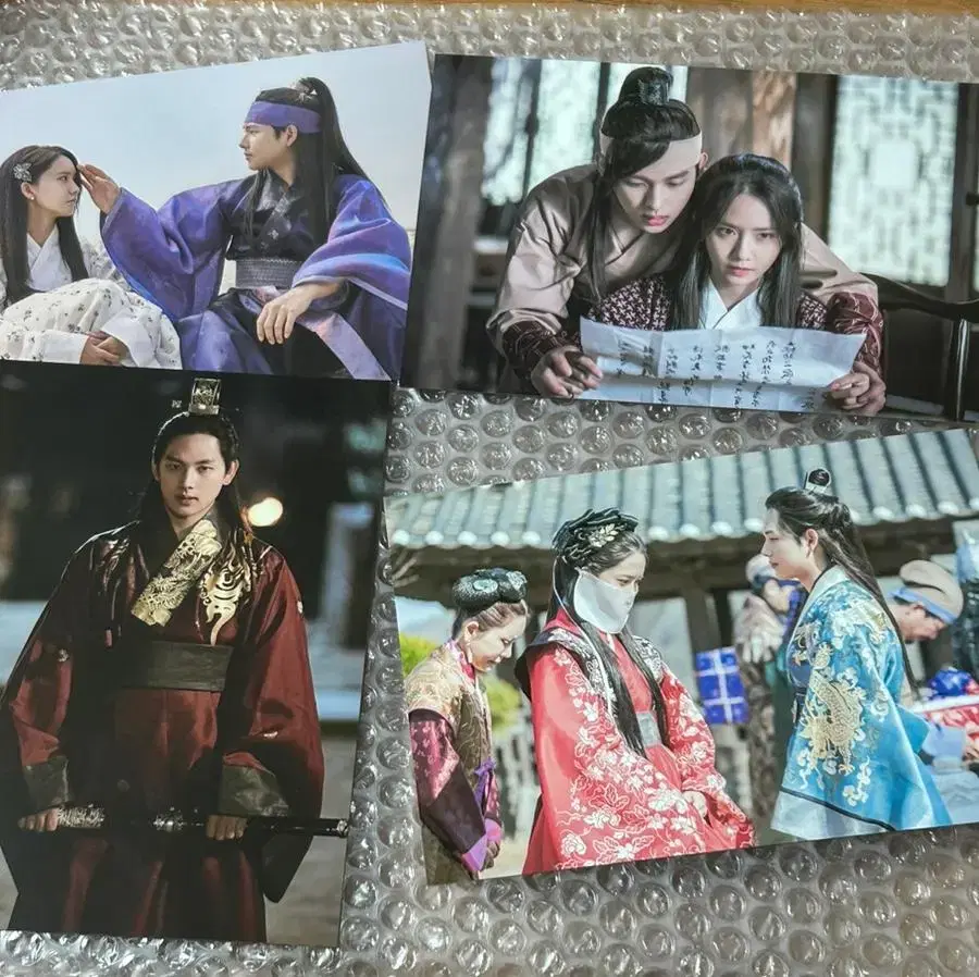 Wang is in love with Im Siwan Hong Jonghyun im yoona postcard