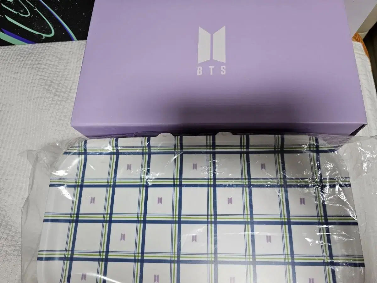 BTS Picnic Set Munchbox 2