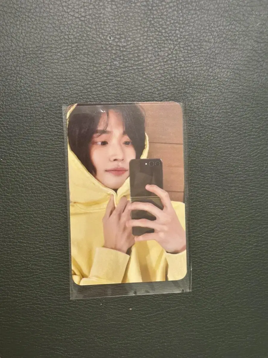 Rize pop up 10만원 Yellowhood wonbin Photocard