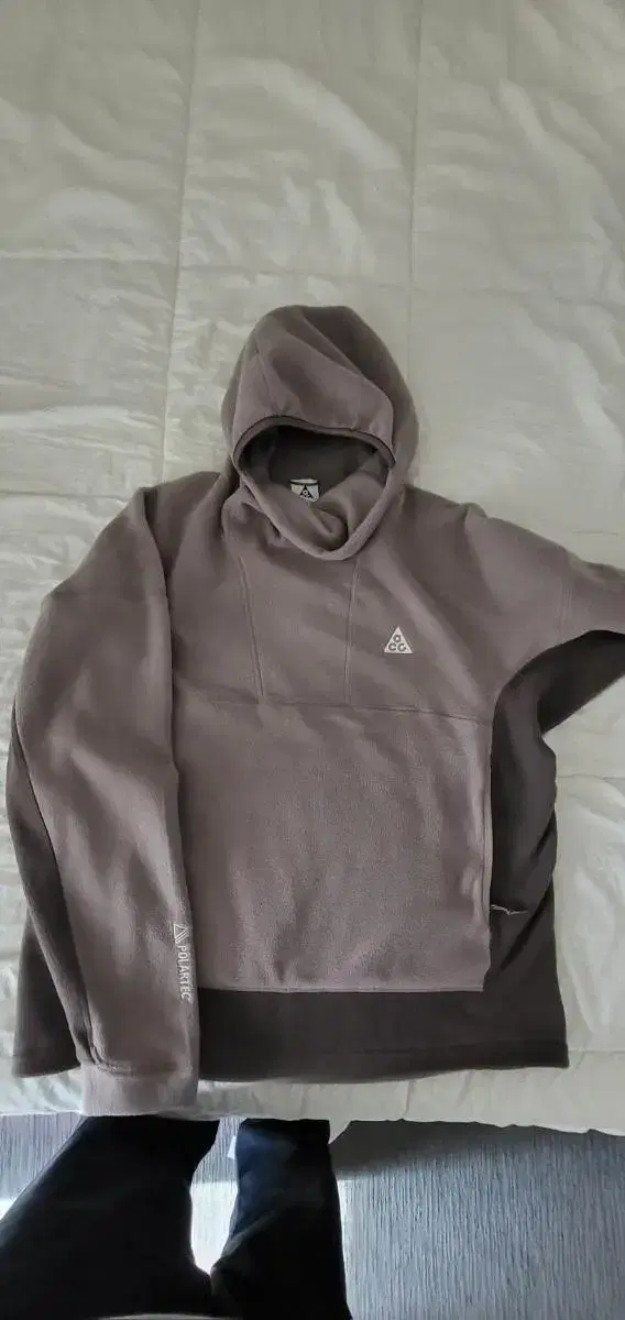 NikeACG Thermafit Hoodie