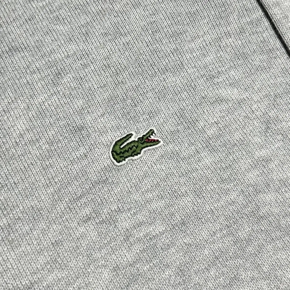 [ L ] Lacoste 라코스테 신형 브이넥 코튼 니트