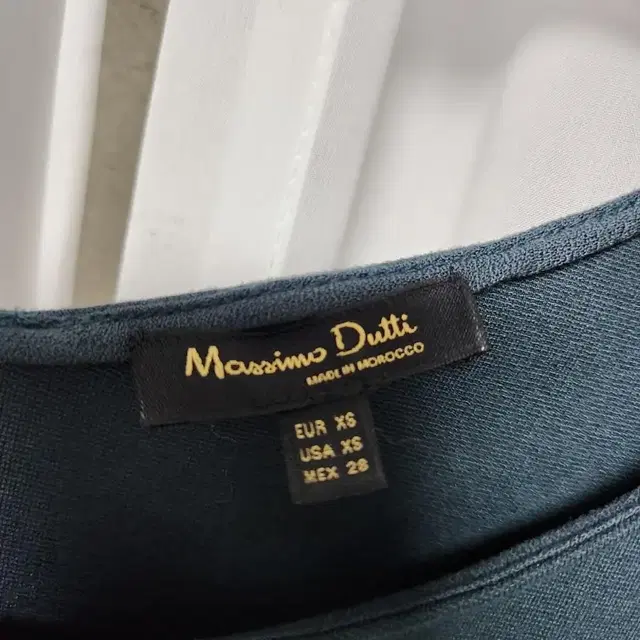 XS 마시모두띠  Massimo Dutti 허리 스트링 원피스