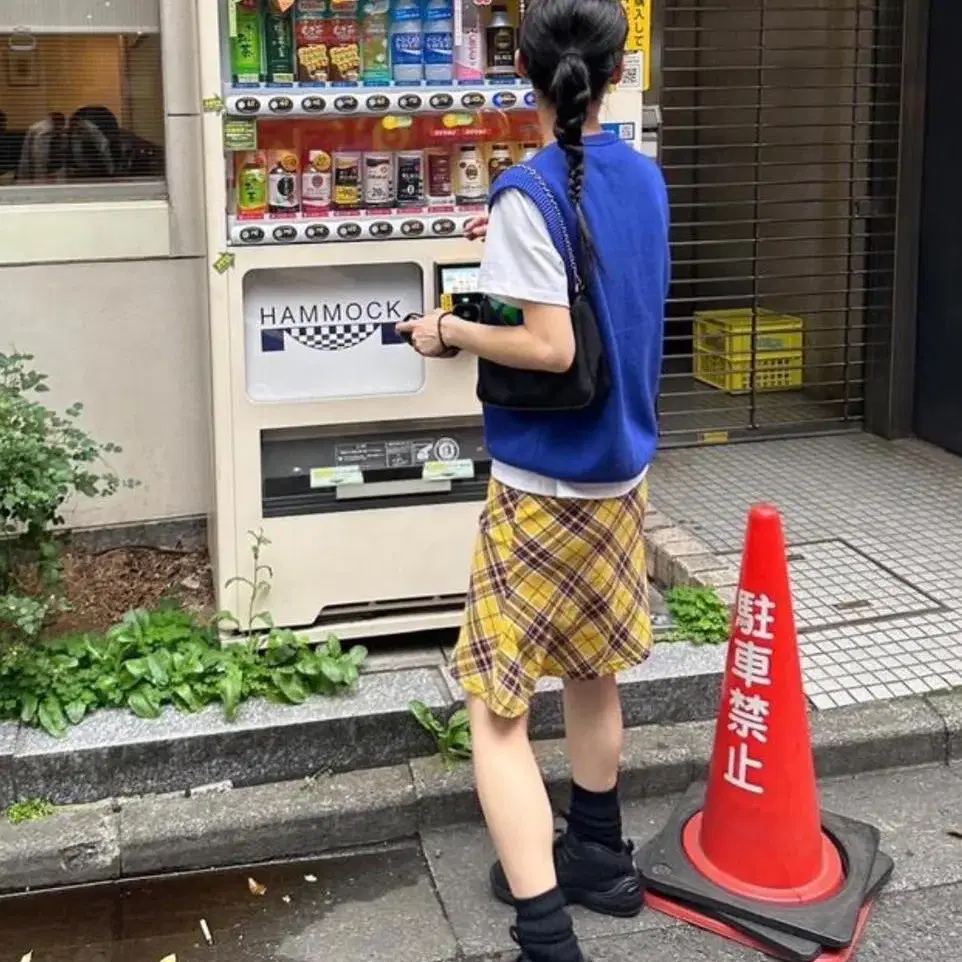 릿킴 자체제작 check flare midi skirt 체크 스커트