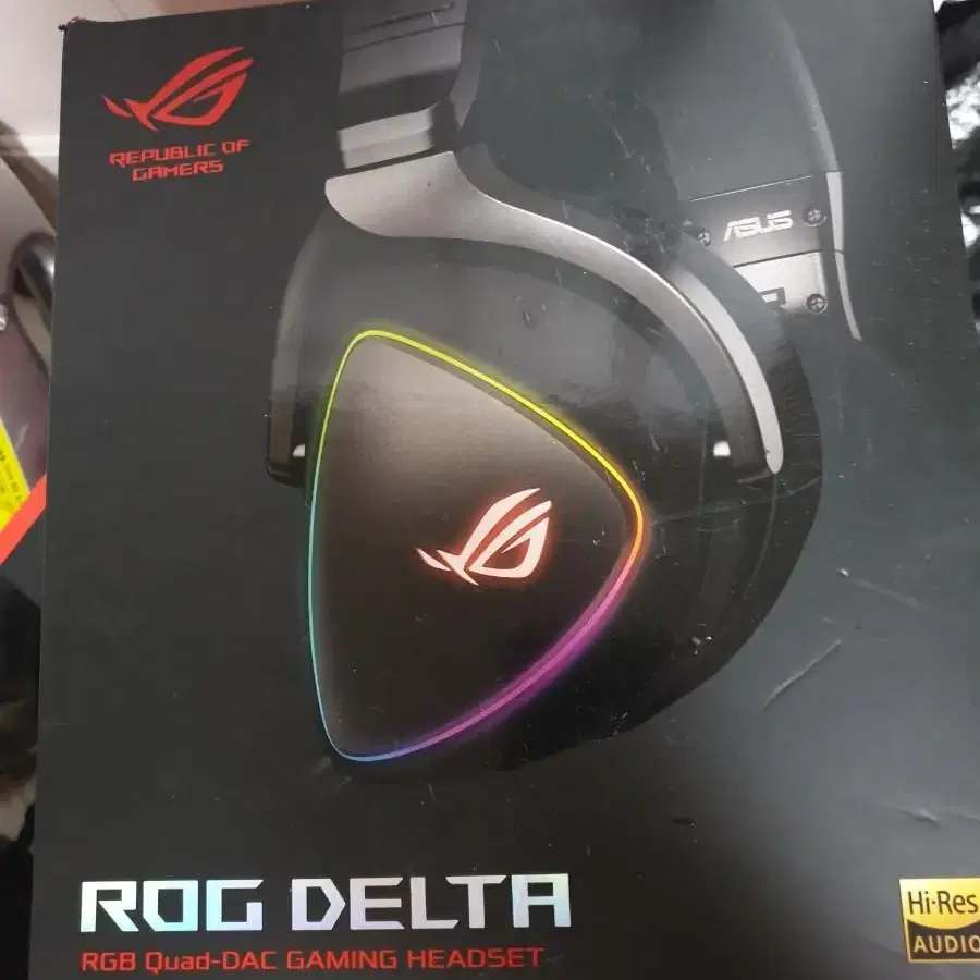 ASUS ROG DELTA 게이밍 헤드셋 팝니다