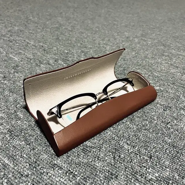 oliver peoples 하금테 안경