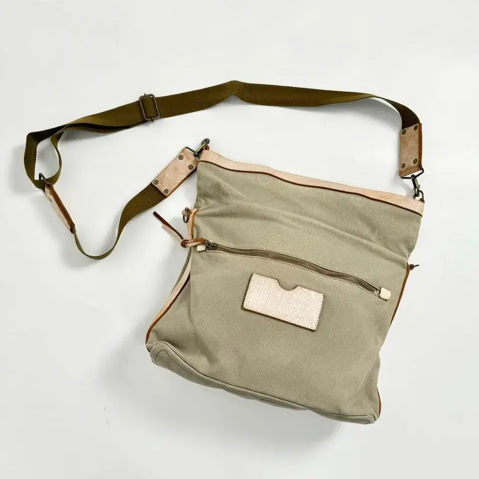 Vintage grunge canvas cross bag