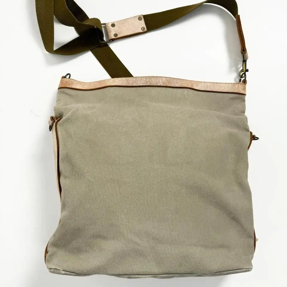 Vintage grunge canvas cross bag