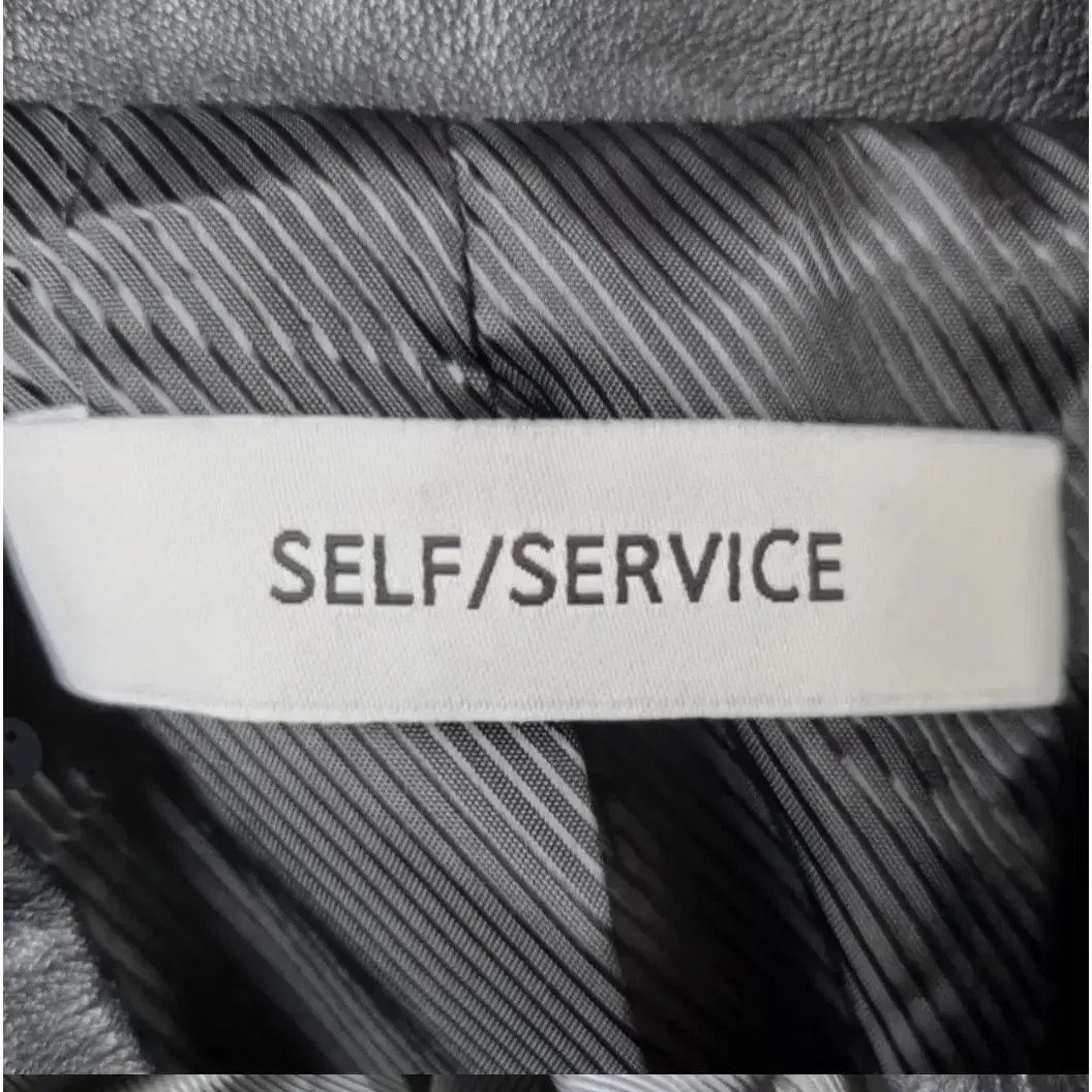 새상품 self/service 오버사이즈 레더 롱코트