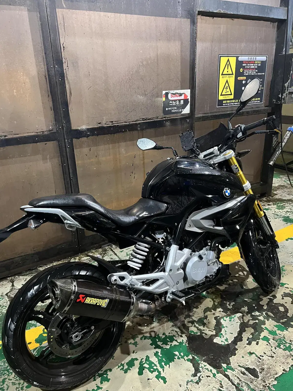 BMW G310R 블랙 / 아크라포빅 구변O / 360만원 판매