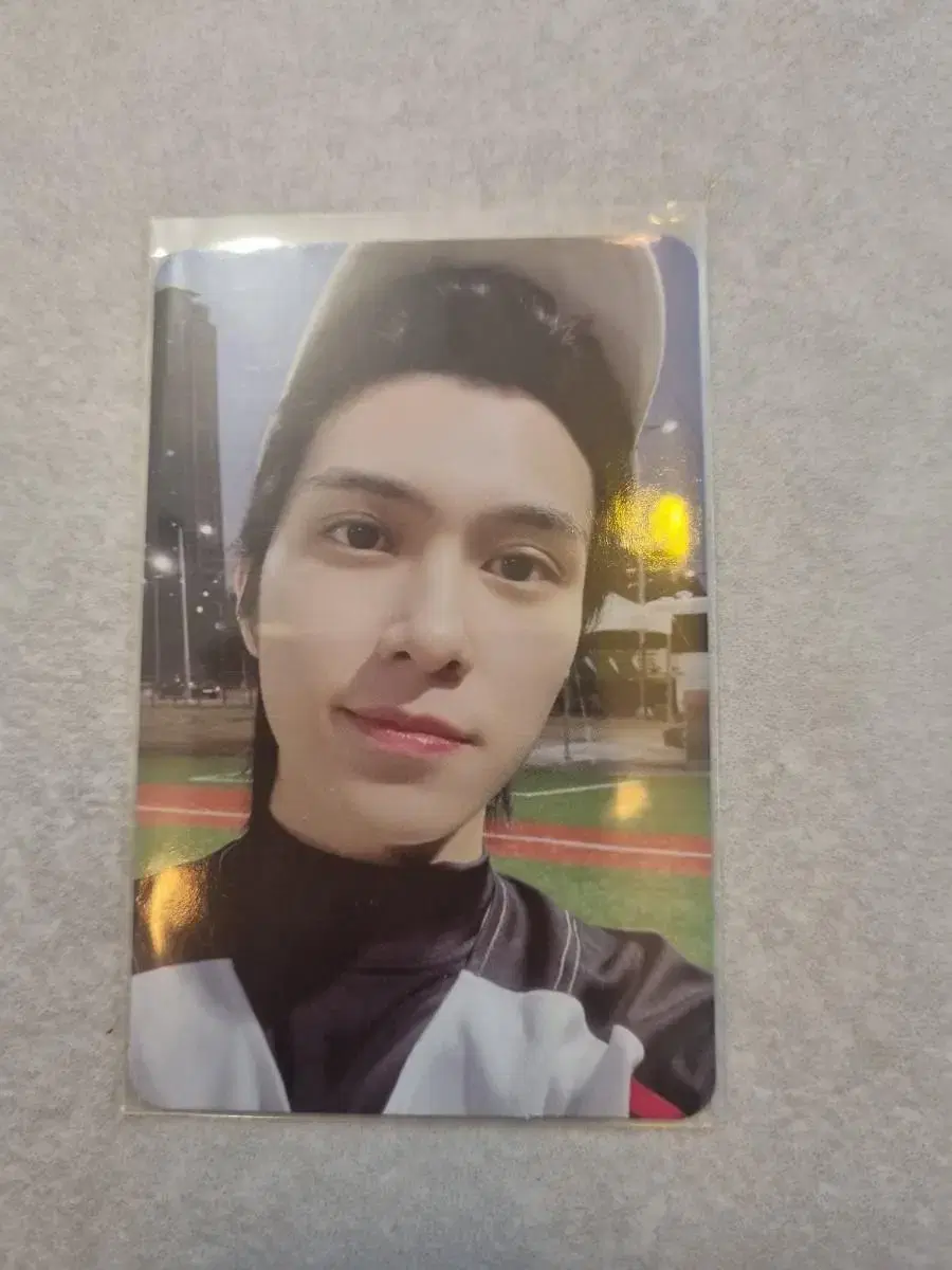 Hendry Universe Photocard