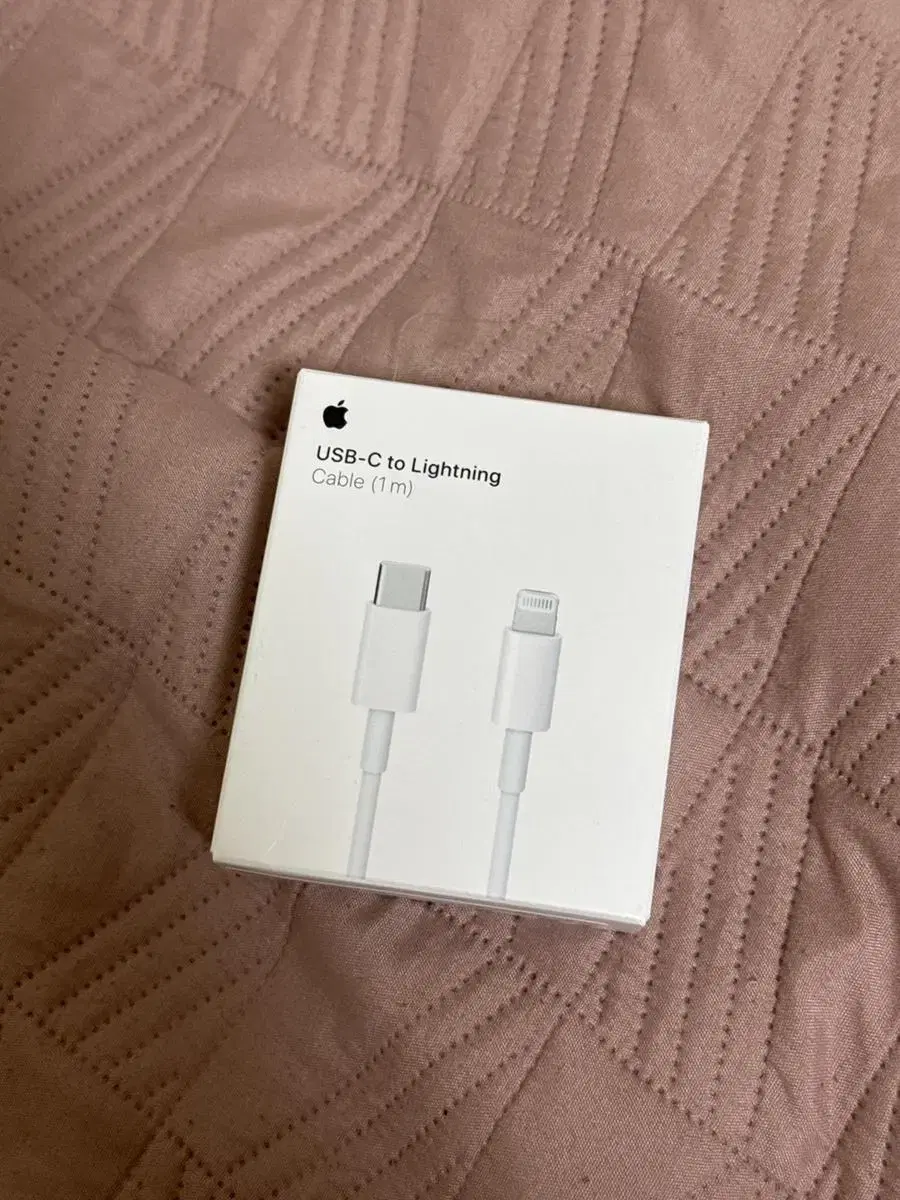 Apple Genuine Charger Cable Type-C to Lightning