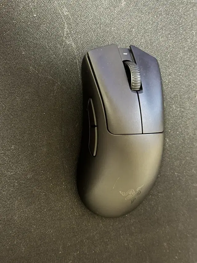 레이저 데스에더v3pro 하루 사용 판매합니다 deathadder v3