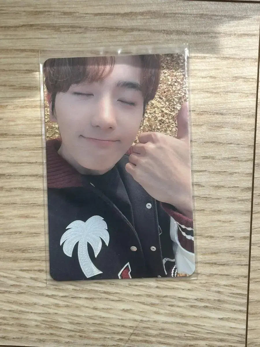 Derby Road hyunjae Blanket photocard (photocard only)