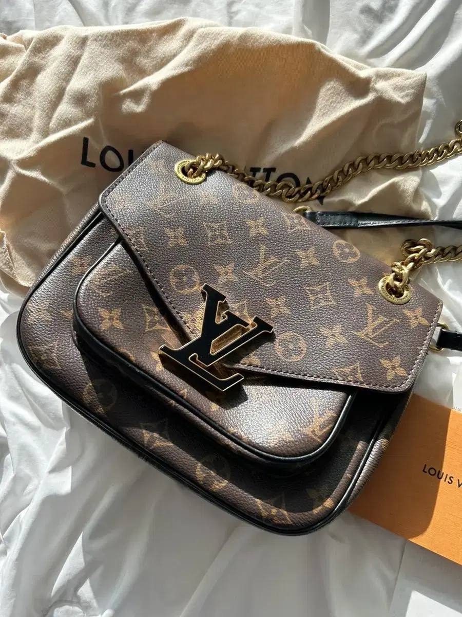 Louis Vuitton 루이비통 크로스체인 파시백