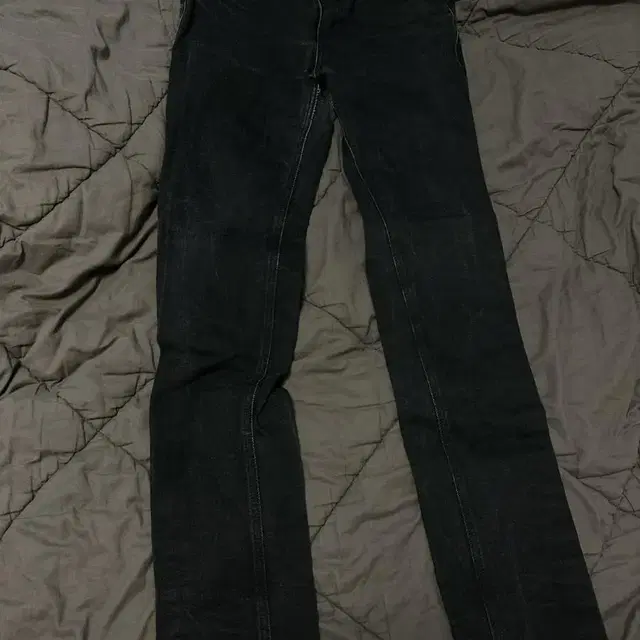 Modified slim jean 흑청 32