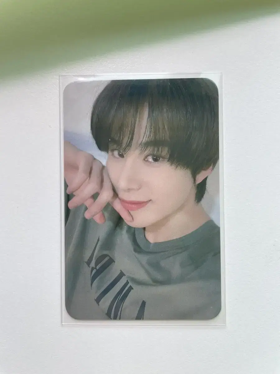 Jungwoo Antique Hand Mirrors photocard WTS