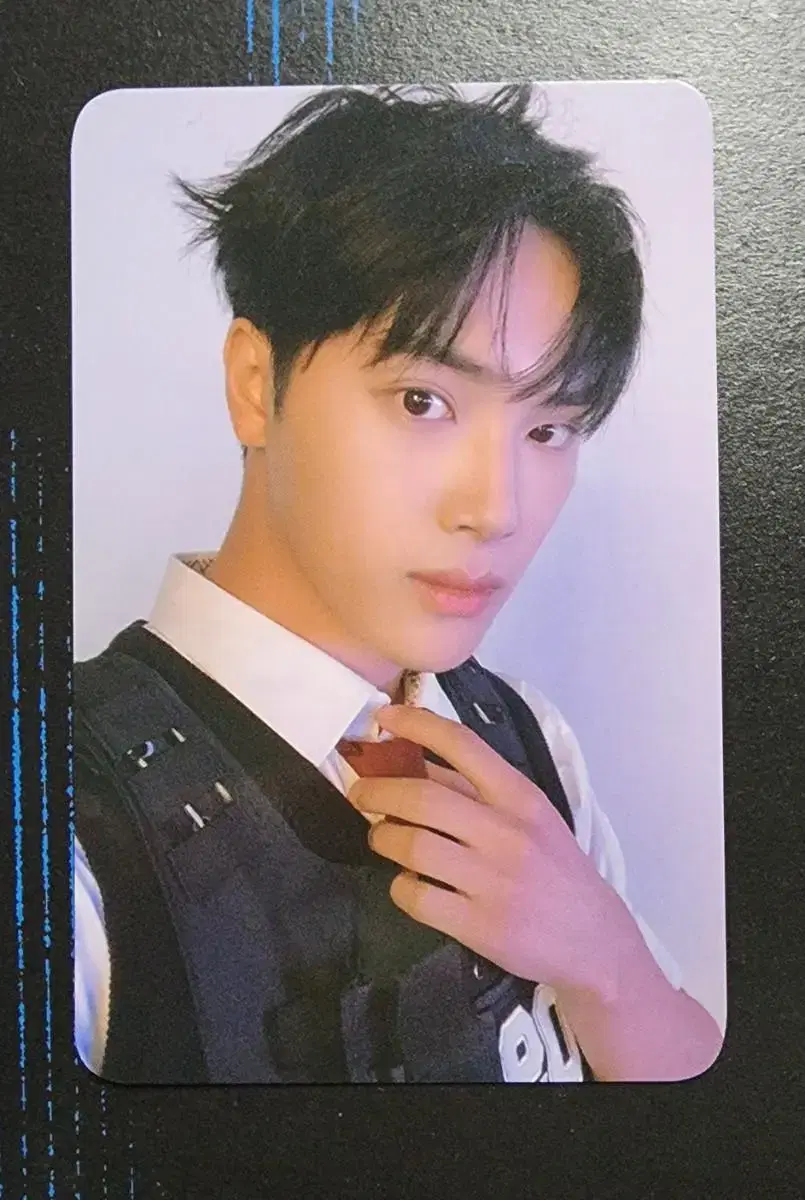 The Boyz juhaknyeon Maverick Photocard