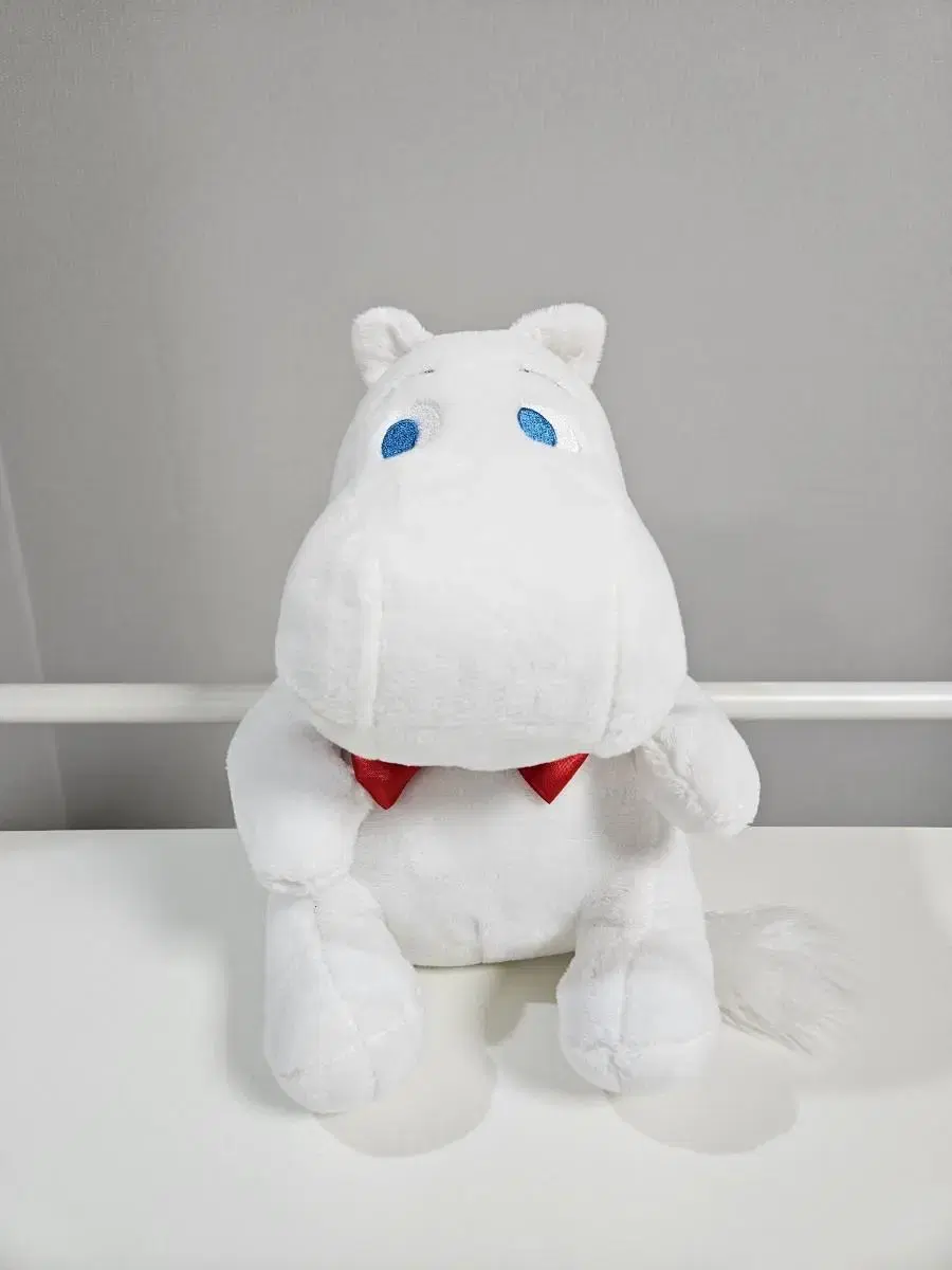 Moomin red ribbon doll in pristine condition