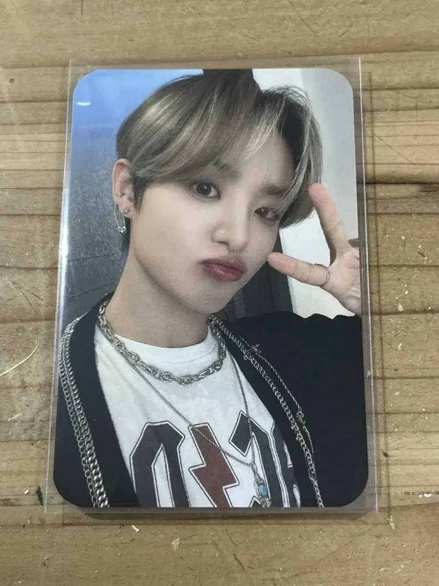 Treasure Reboot Concert Tvingo jihoon photocard