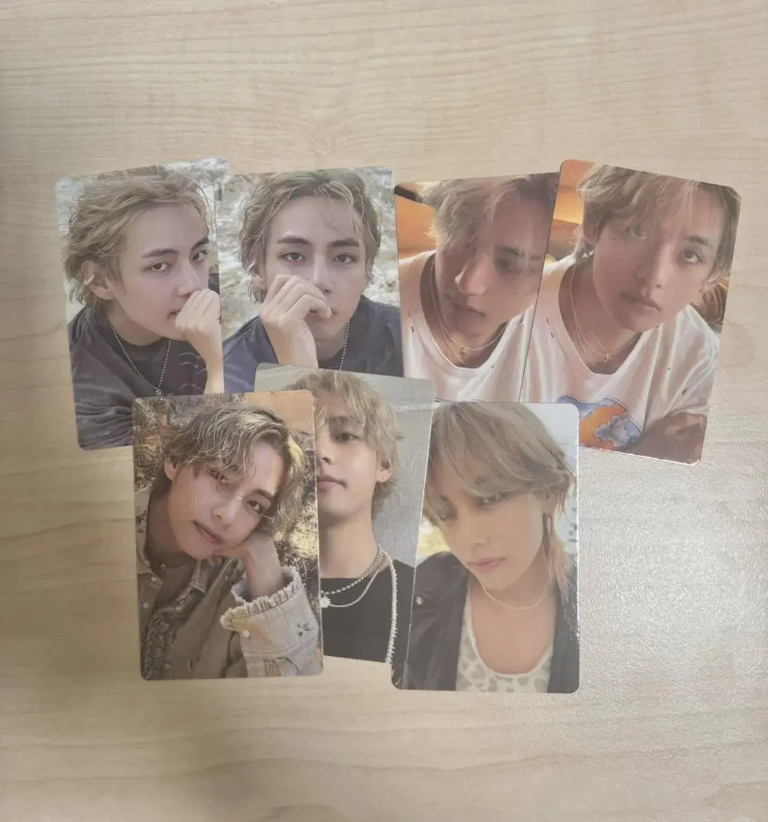 Lowest price) v layover layover solo photocard bulk bangtan Taehyung photocard