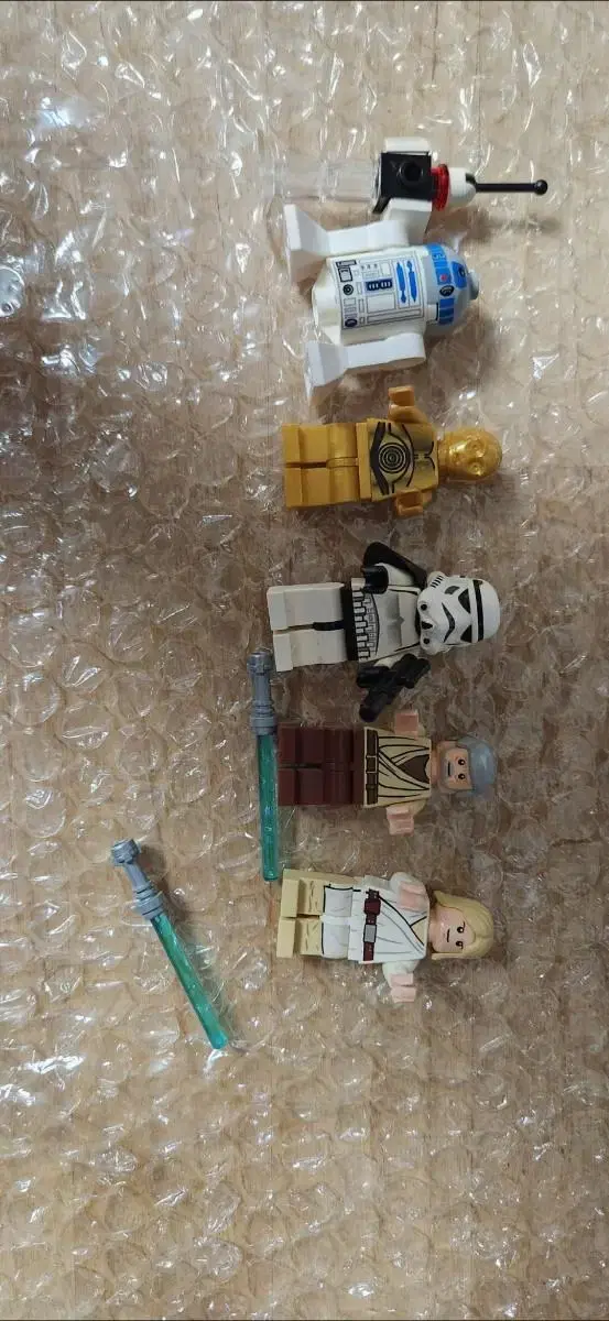 6 Star Wars LEGO 8092 Minifigures (Used)