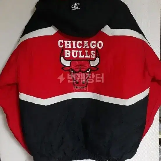 LOGO ATHLETIC NBA 90's CHICAGO 패딩L95-100