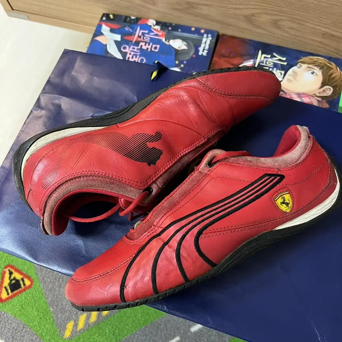 Puma ferrari y2k shoes (270)