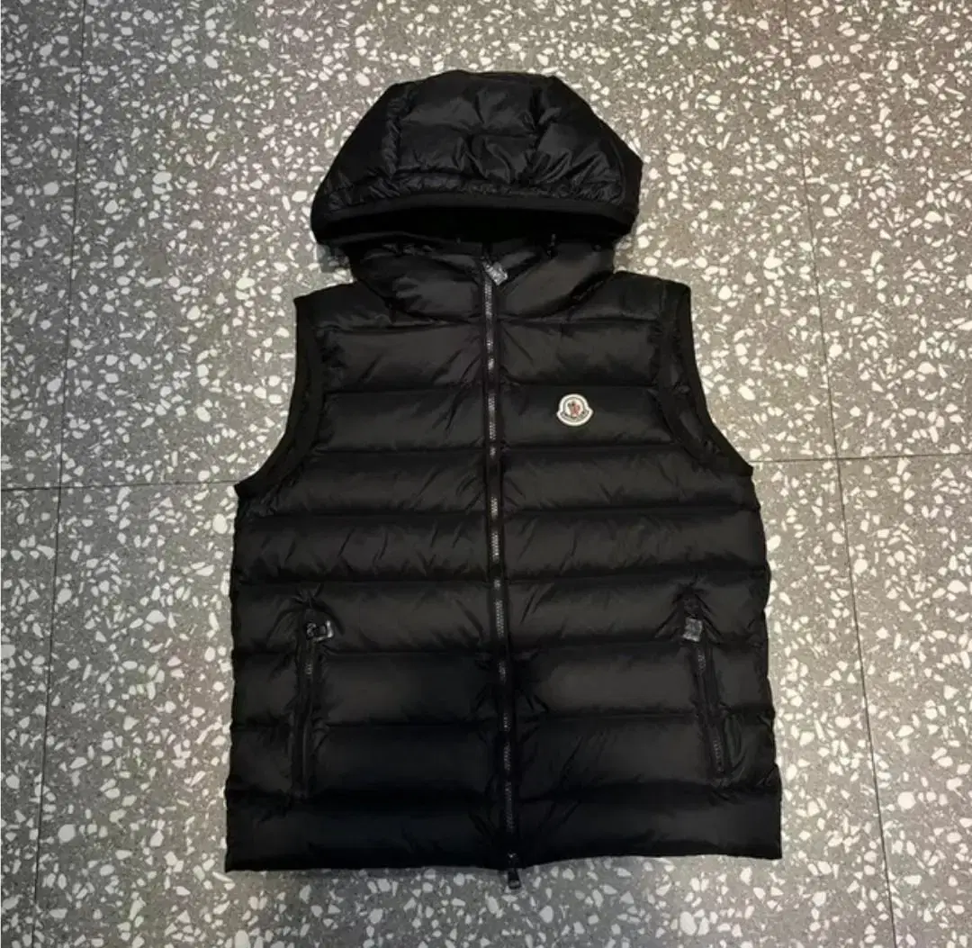 Moncler Hat Vest Padding 2 sizes