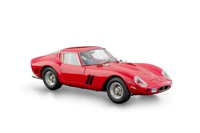 1:18 CMC 페라리 250 GTO (좌핸들 사양)