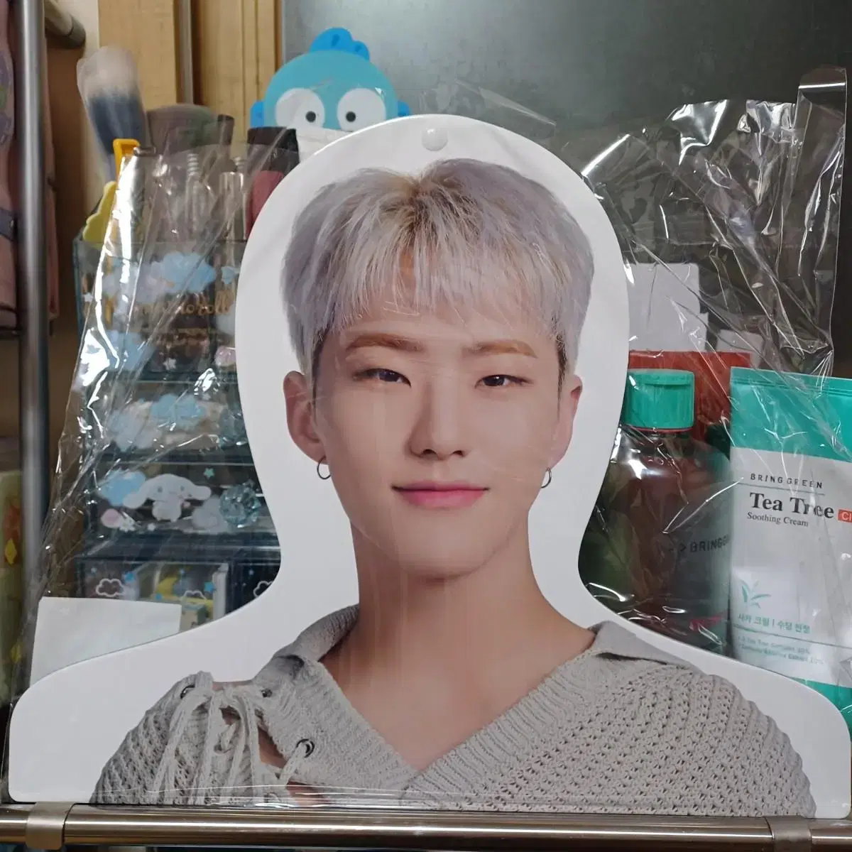 Seventeen Home hoshi photohanger hangers unused