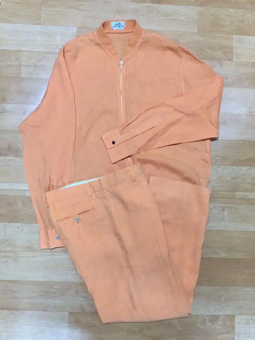 Hermès resort wear (linen)size 42-16(top)-46(bottom)domestic 35-36