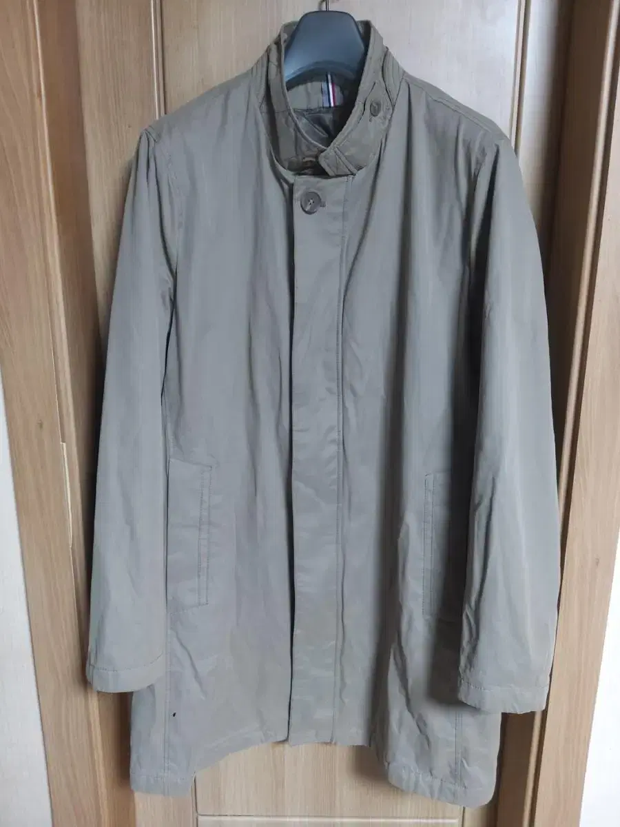 Brooks Hill Trench Coat Men100