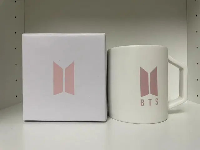 방탄 BTS 로고 머그컵