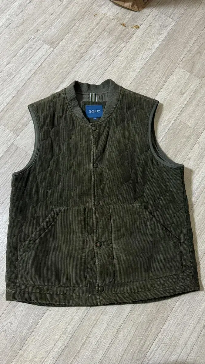 [Giotto] GGIO2 Corduroy Quilted Vest (Vest)