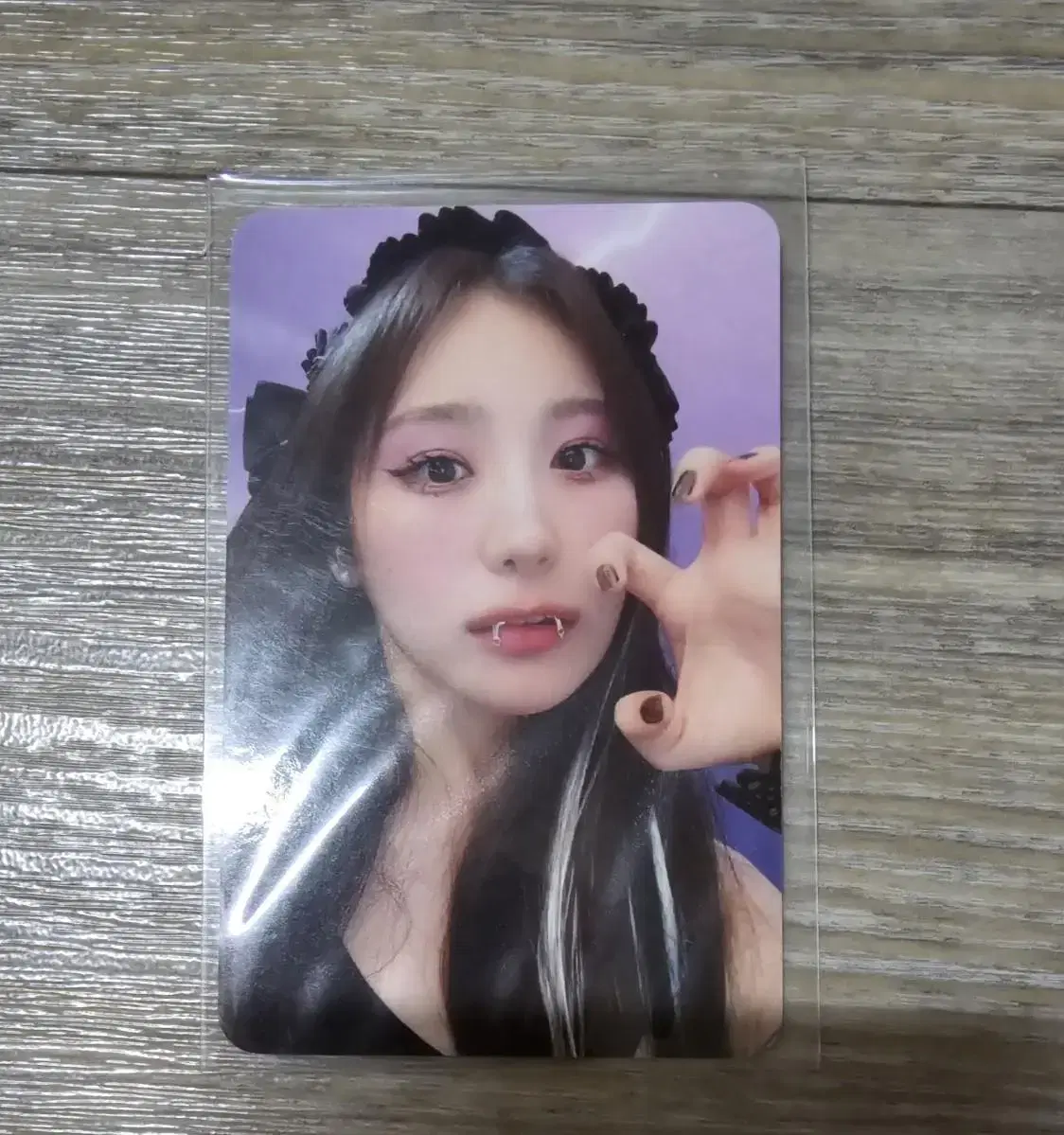 Chaeyeon Lee Hushrush Hood pre-order benefit photocard