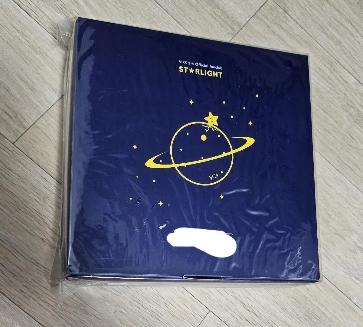 The Biggs VIXX Five-Star Fan Club kit unsealed