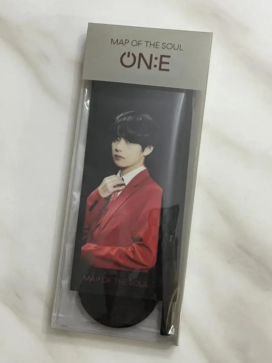 Taehyung sealed Mini Flag WTS