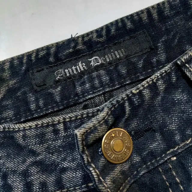 새제품/ANTIK DENIM 남성청바지34/블랙진/찢청/프리미엄진/일싼