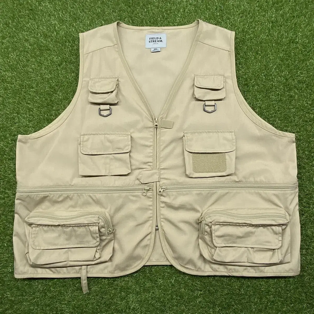 Mint Condition American Vintage Field & Stream Hunting Vest