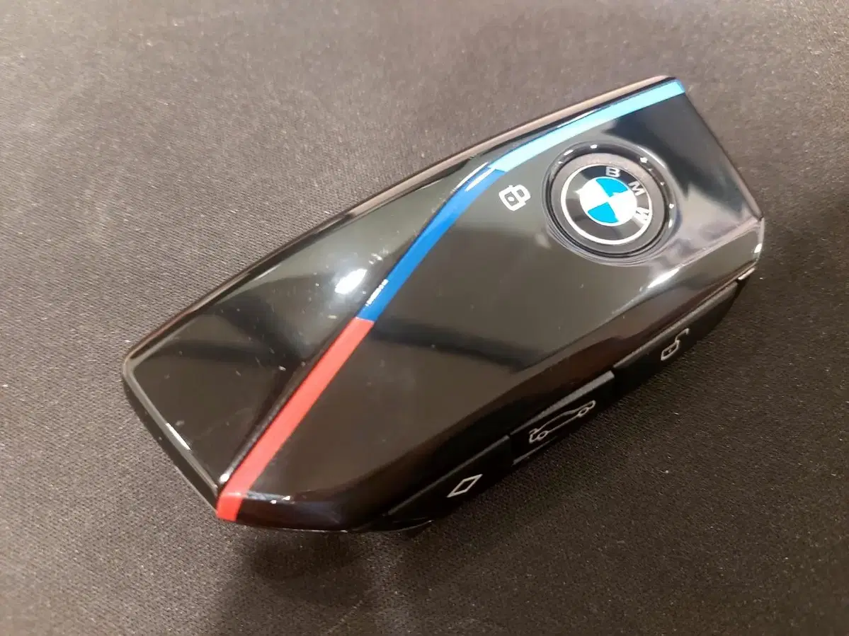 BMW 차키 분실 먹통된 키로 인해 시동도 못거는 상황 야간 출장 복사