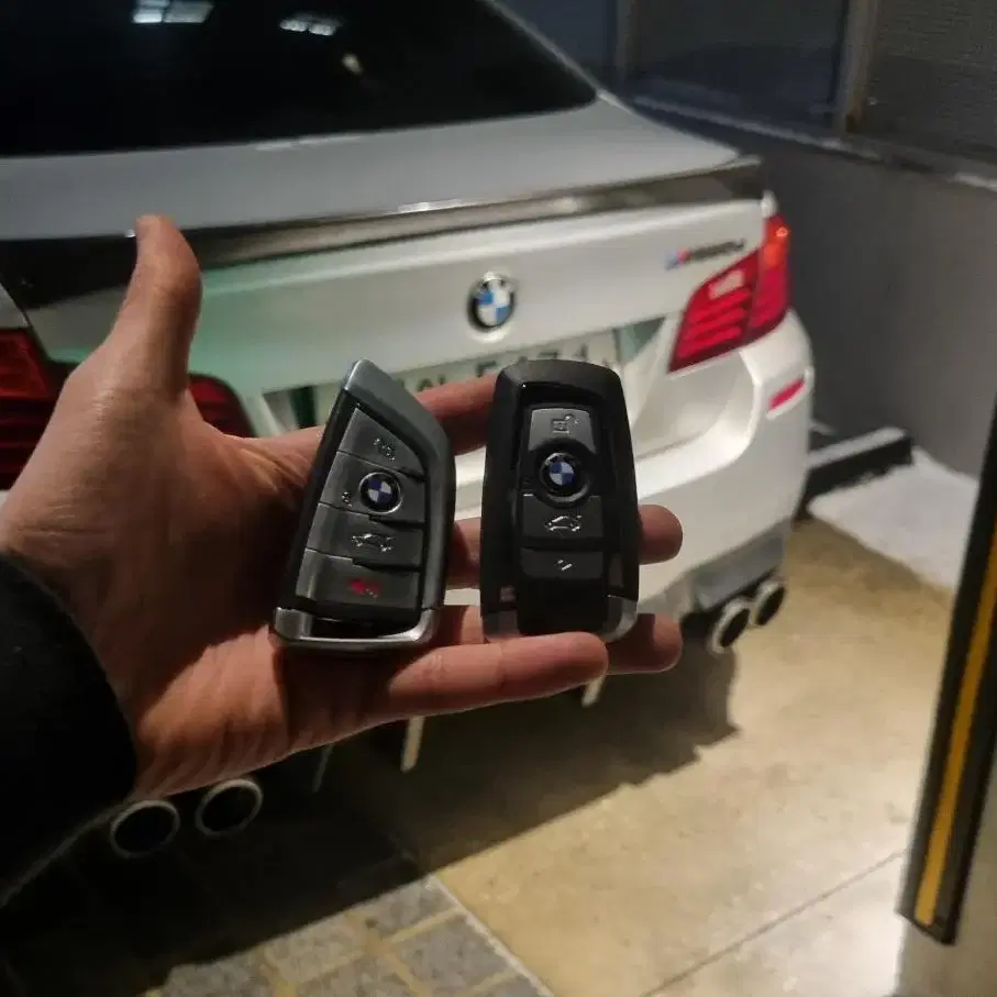 BMW 차키 분실 먹통된 키로 인해 시동도 못거는 상황 야간 출장 복사