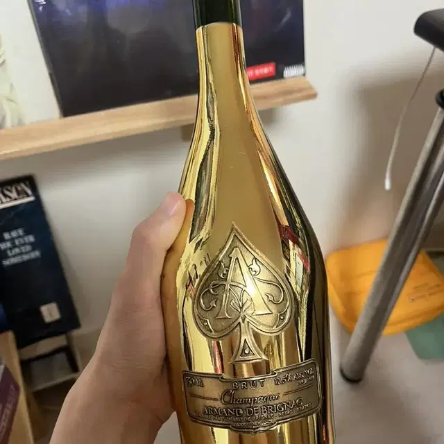 아르망 드 브리냑 브뤼 골드 빈병 Armand de Brignac Bru