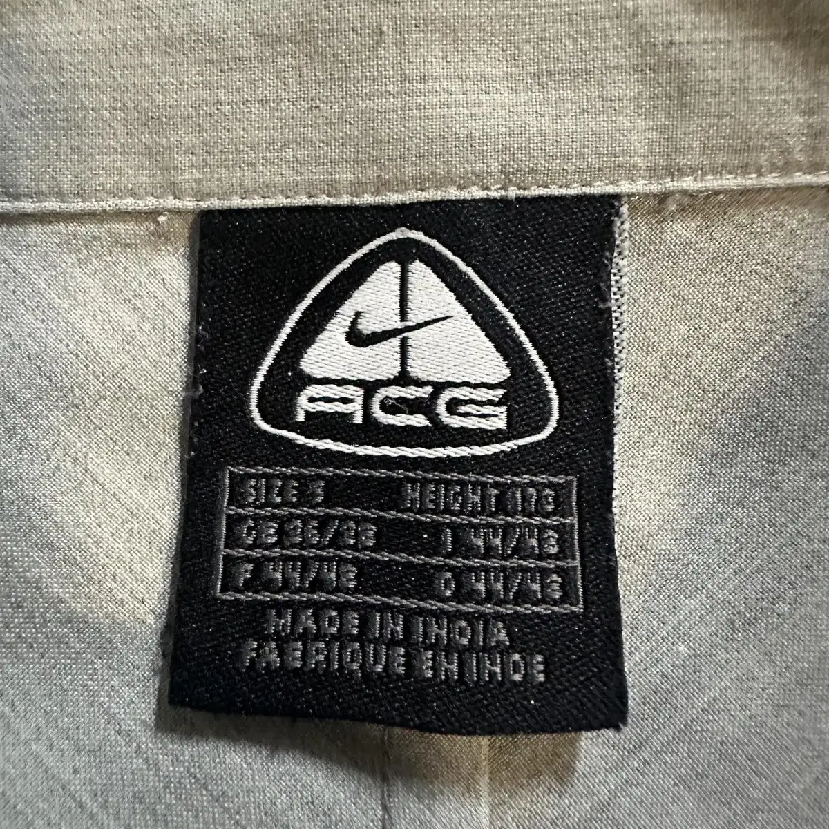 [S] 나이키 NIKE ACG 셔츠 그레이