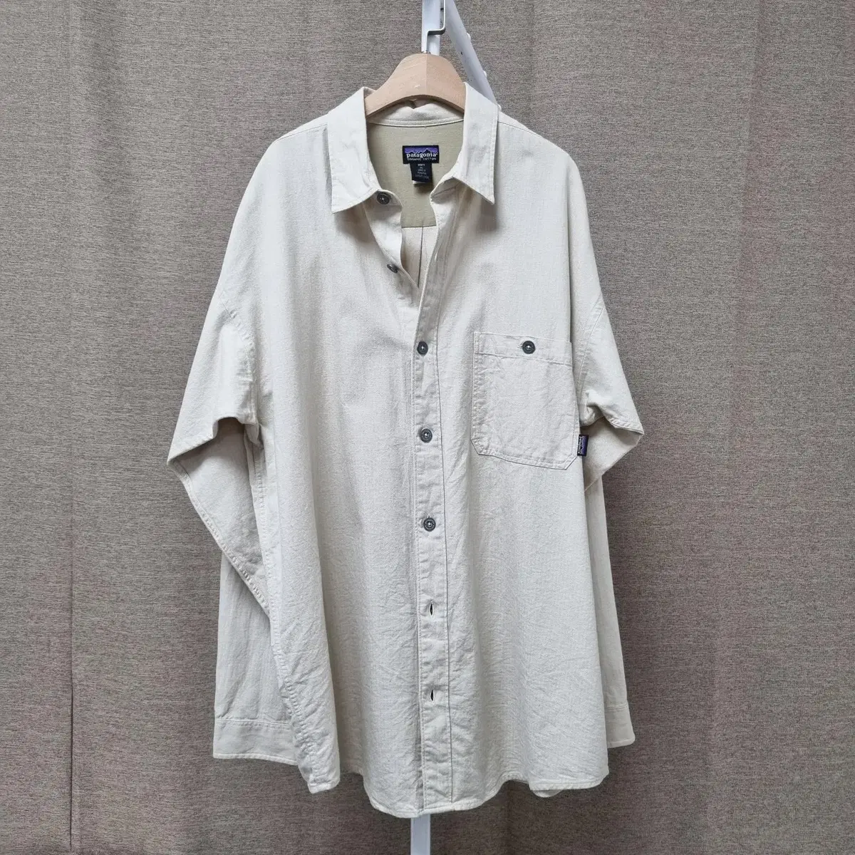 Patagonia Organic Cotton Shirt Ivory (XL) Vintage Jeju Club