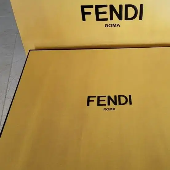 FENDI 펜디 로코코 바이커 부츠미착용사이즈37